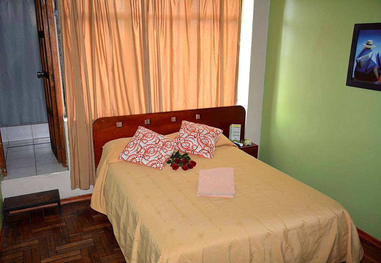 Hostal Terra 2 - El Condado Quito Dış mekan fotoğraf