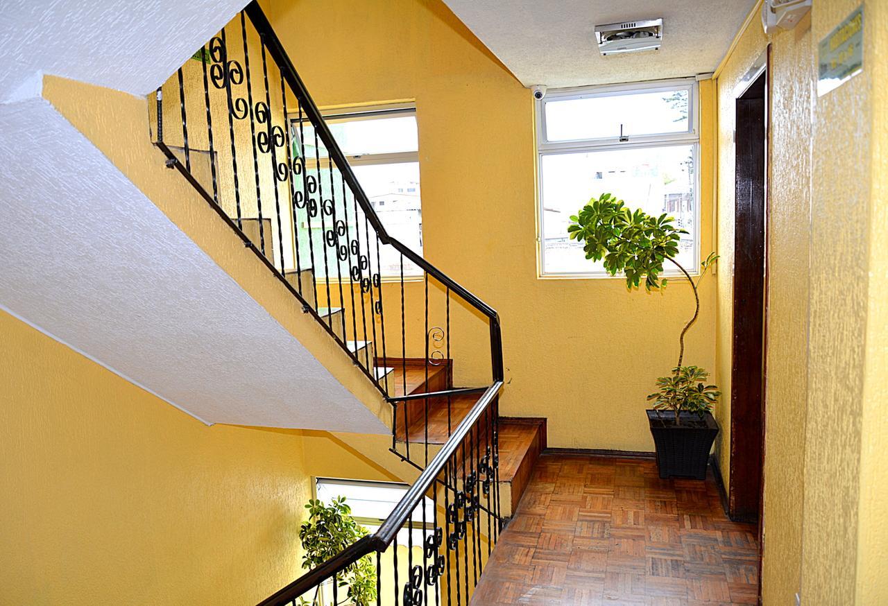 Hostal Terra 2 - El Condado Quito Dış mekan fotoğraf